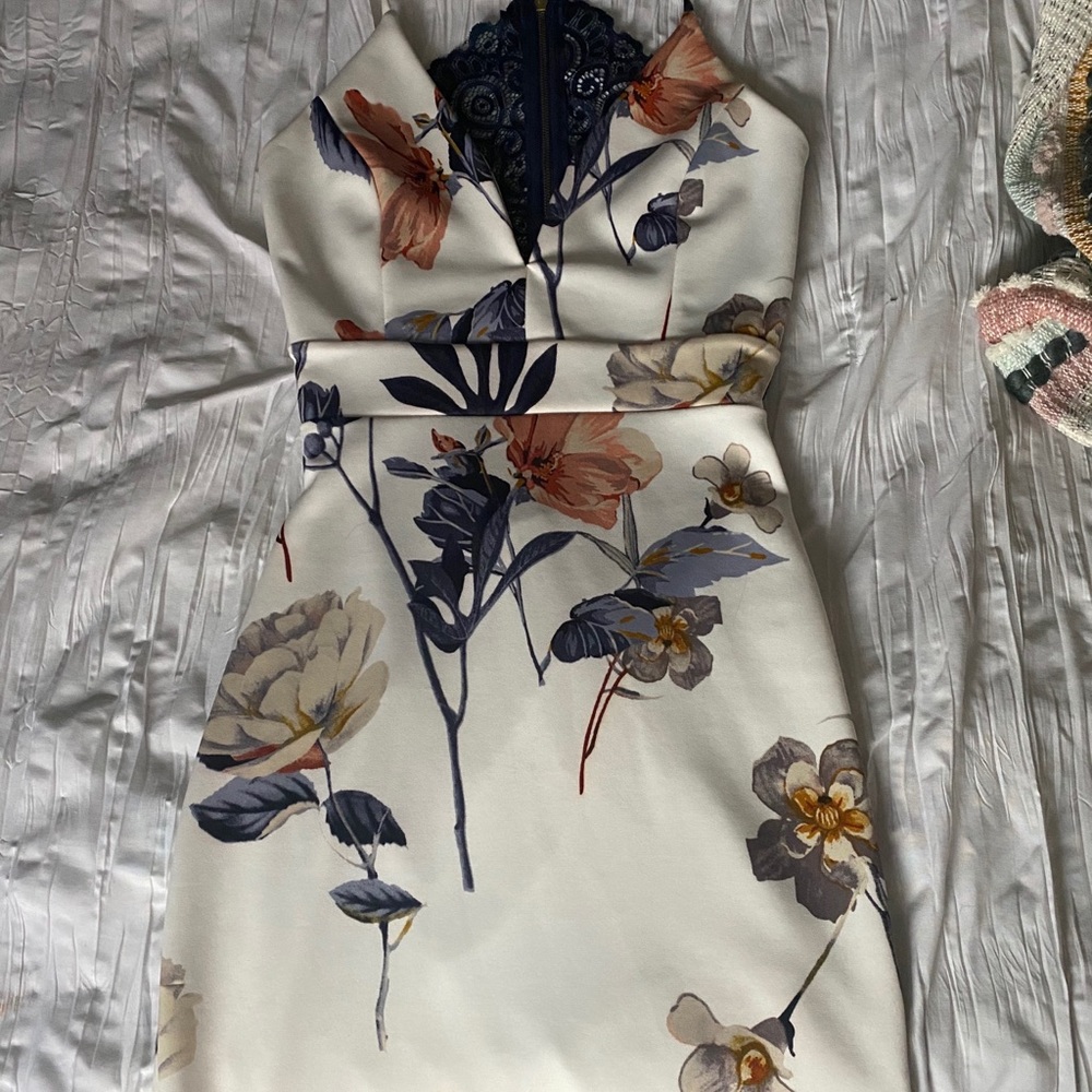 Windsor Floral Tight Homecoming Dress